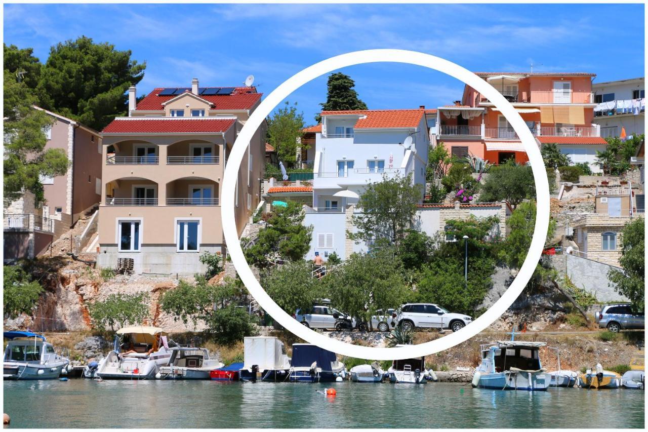 Apartments Elvis Primošten Buitenkant foto